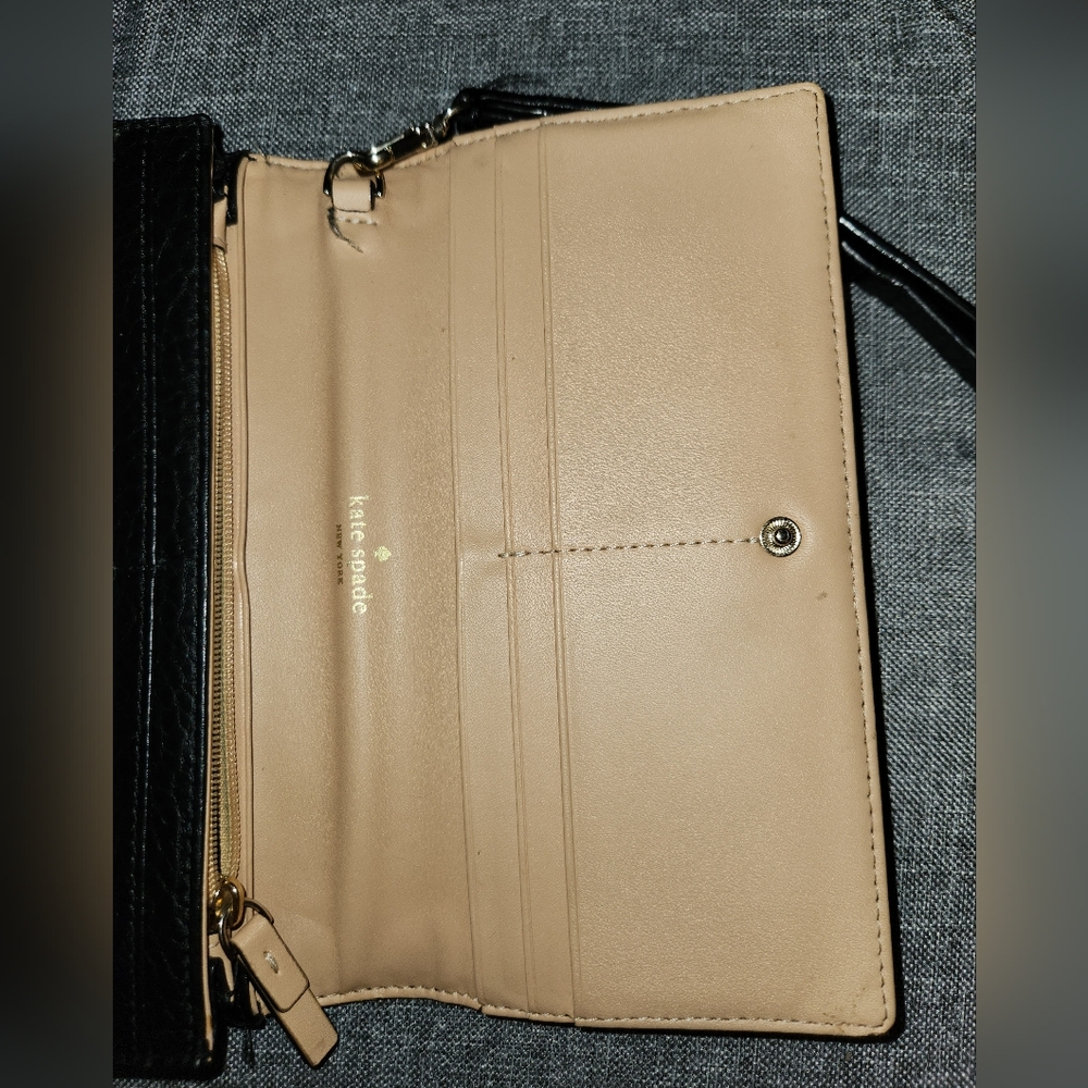 Kate Spade Perri Lane Linney Wallet/Wristlet W/ Beautiful Cutout Detail - Picture 5 of 10